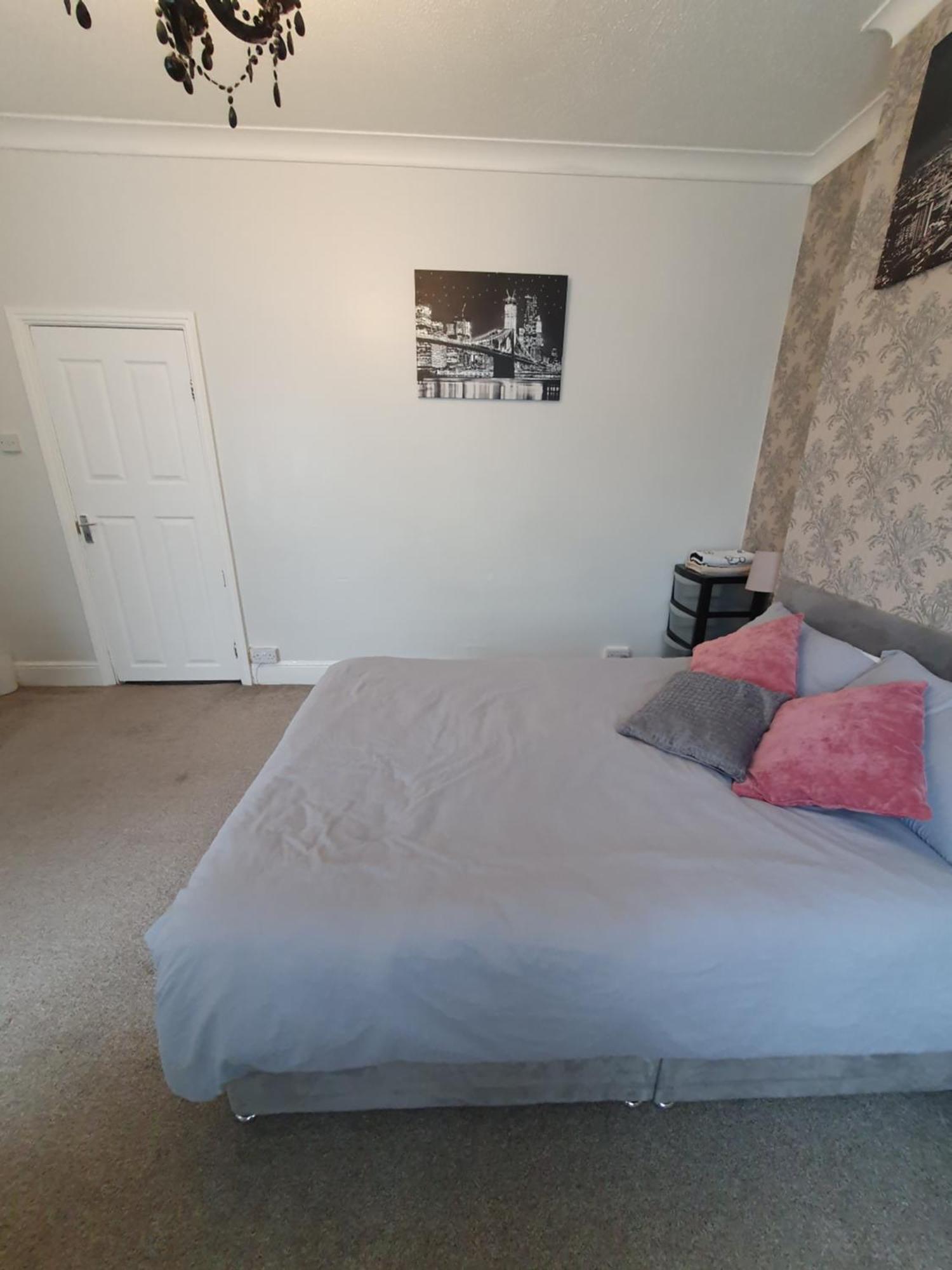 Private Luxury Double Room In كارديف المظهر الخارجي الصورة